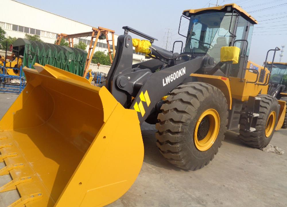 6 TON OF XCMG WHEEL LOADER TO GUATEMALA